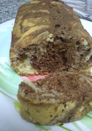 Una foto de Budín marmolado clásico