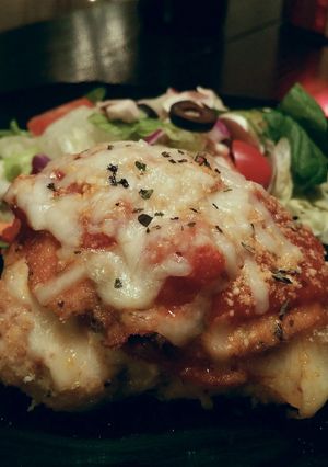 A picture of Mozzarella and Pepperoni Stuffed Chicken.