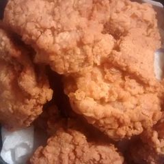 A picture of My Mama's Crispy Fried Chicken.