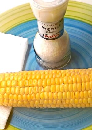 "Főtt" kukorica mikróban 5 perc alatt🌽 recept fotója