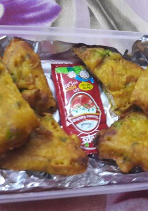 A picture of Bread Pakora.