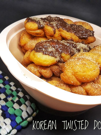 Cara Gampang Membuat Korean Twisted Doughnut/Kkwabaegi (꽈배기) Anti Gagal