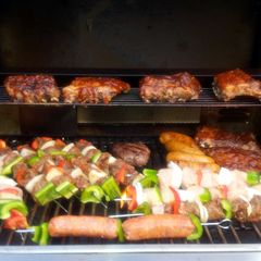 A picture of "Meat GRILLING CHARTS ".