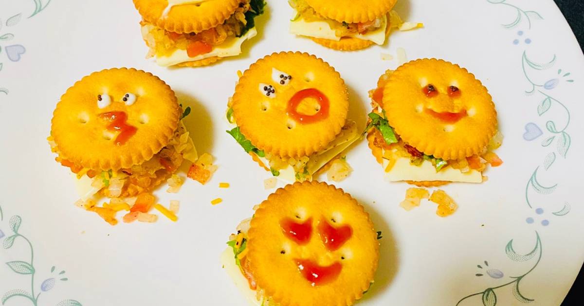 मोनाको बिस्कुट सैंडविच (Monaco biscuit sandwich recipe in Hindi)