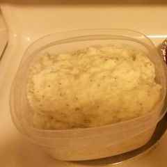 A picture of Mashed Potatoes.