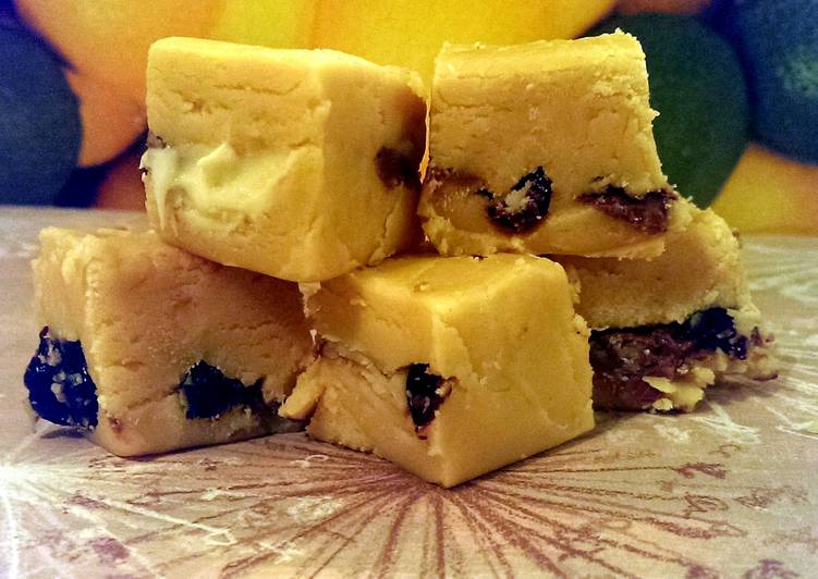 How to Make Any-night-of-the-week Sophie&#39;s choc chunk vanilla fudge