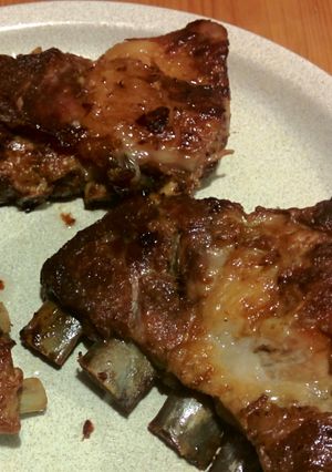 A picture of Minimalist slow cooked pork ribs.