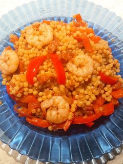 Une photo de Couscous perlé aux crevettes et chorizo