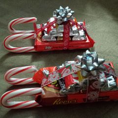 A picture of Christmas sled.