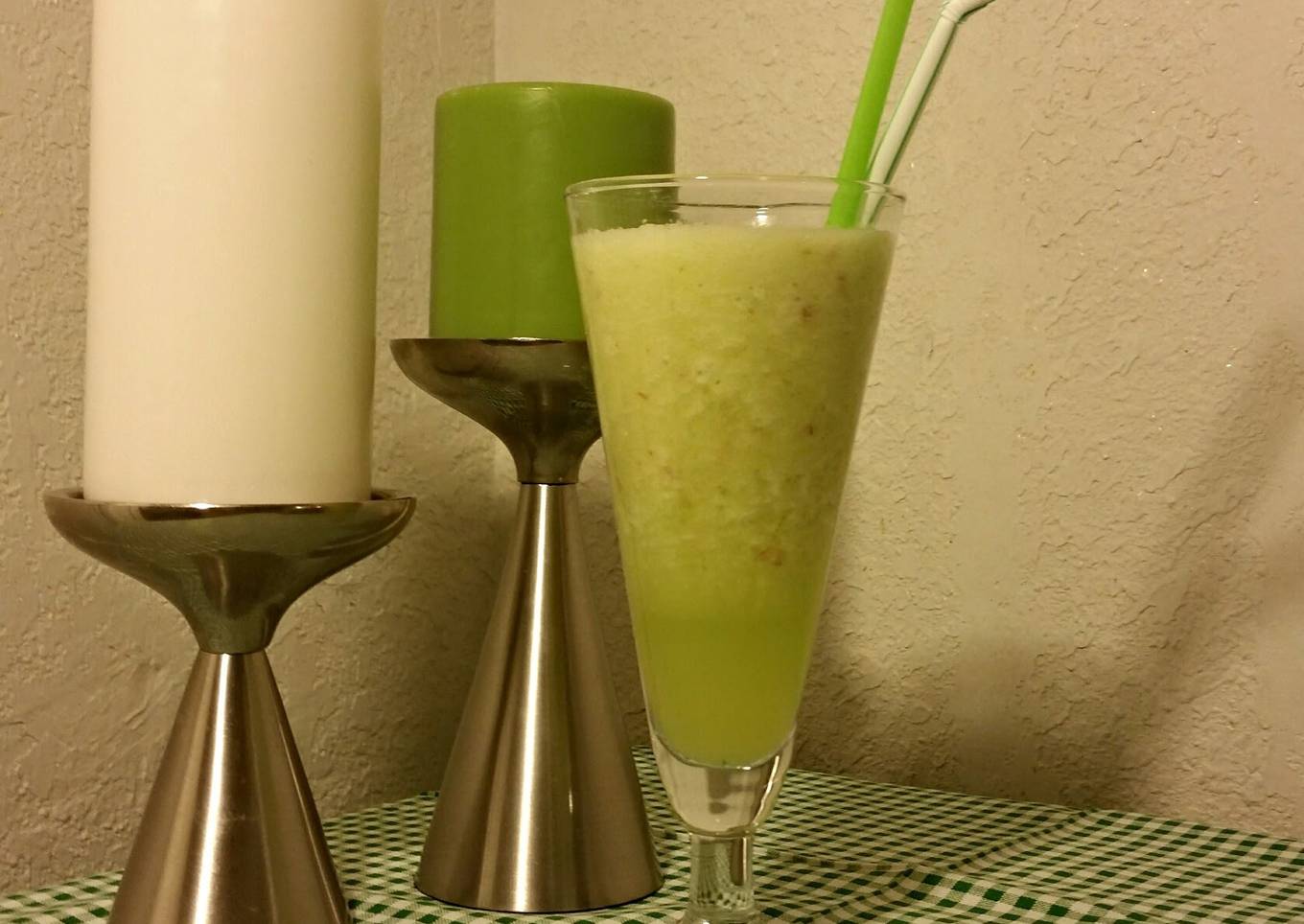 Aloe Vera Honeydew Smoothie