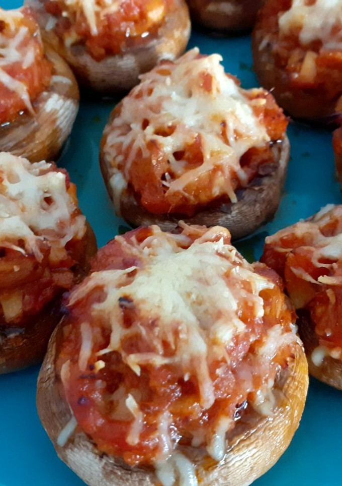 Una foto de Champiñones rellenos de atún
