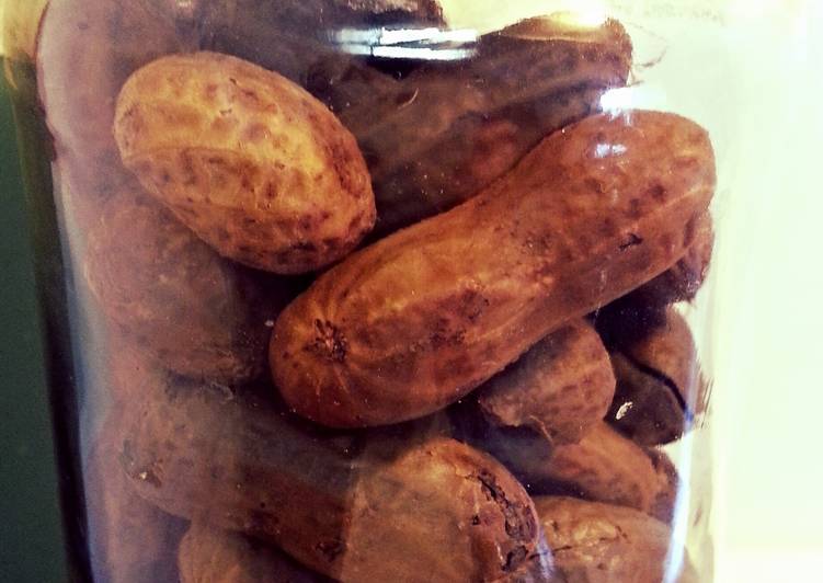 Steps to Prepare Super Quick Homemade Addictive Cajun Boiled Peanuts
