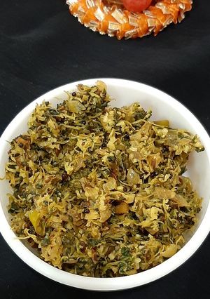 समुद्र मेथीची भाजी / बारीक मेथीची भाजी(Barik Methichi Bhaji Recipe In Marathi) रेसिपी चे मुख्य फोटो 