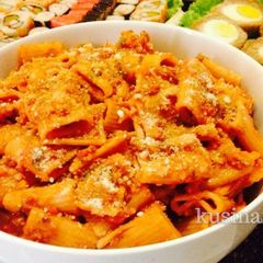 A picture of Pasta Rigatoni.