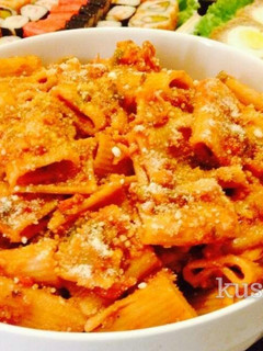 A picture of Pasta Rigatoni.