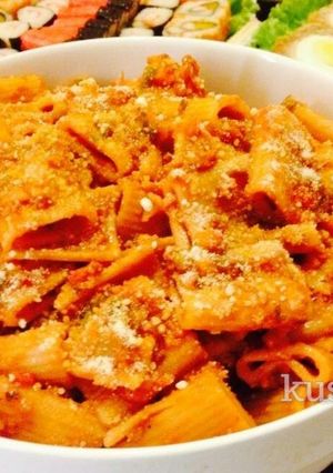 A picture of Pasta Rigatoni.