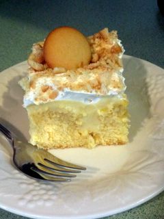 A picture of Banana pudding poke cake.