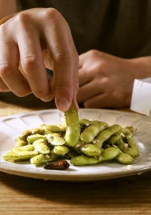 A picture of Taiwanese Izakaya-Style Spicy Black Pepper Edamame.
