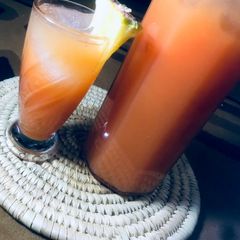 A picture of Mixed fruit drink.