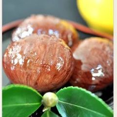A picture of Chestnuts Simmered In Syrup.