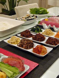 A picture of Hand Rolled Sushi Party Essentials.