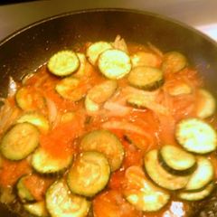 A picture of saute zucchini.