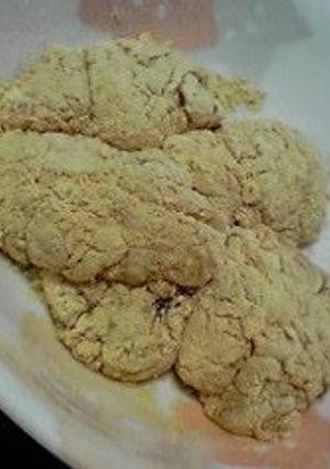 A picture of Traditional Japanese Warabi Mochi with Potato Starch.