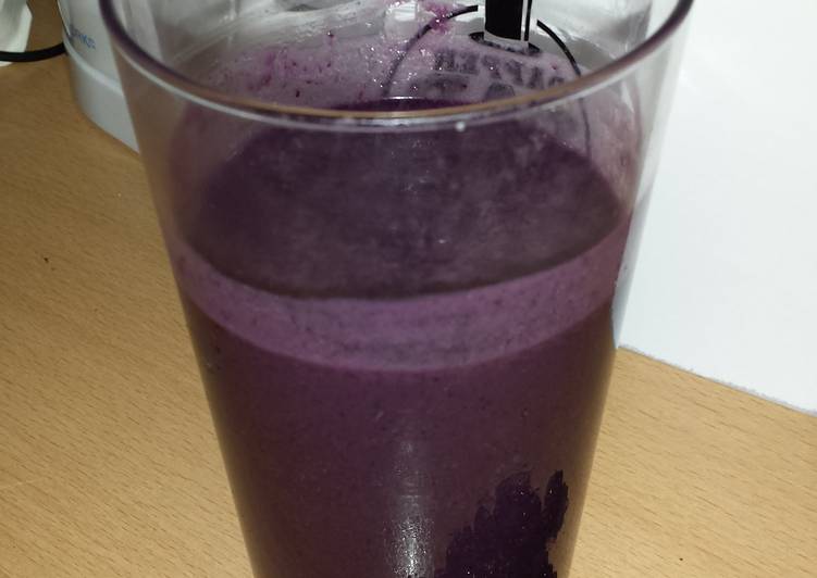 Blackberry smoothie