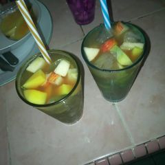 A picture of Ice lemon tea.