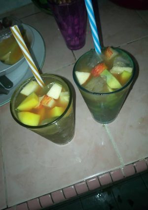 A picture of Ice lemon tea.