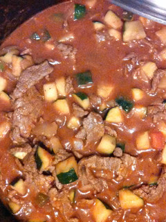A picture of beef w/squash.
