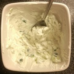A picture of Tzatziki.