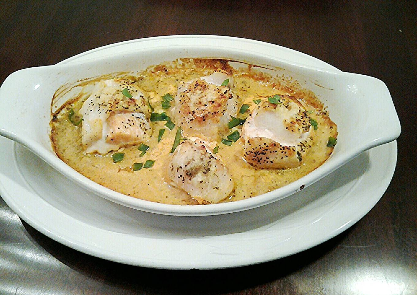 Oven Roasted Fish Fillet Bundles in Lemon Cream Sauce