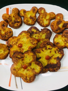 عکسی از دستور نان سیب زمینی 😋😋