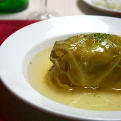 A picture of Cabbage Rolls.