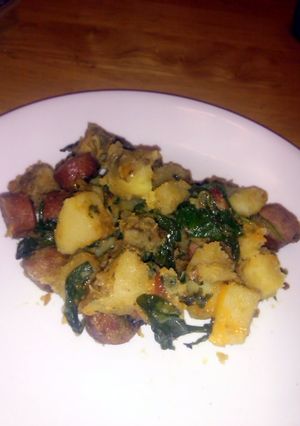 A picture of Polish sausage and potatoes skillet dinner..
