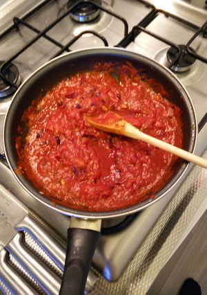 A picture of True Tomato Pizza Sauce.