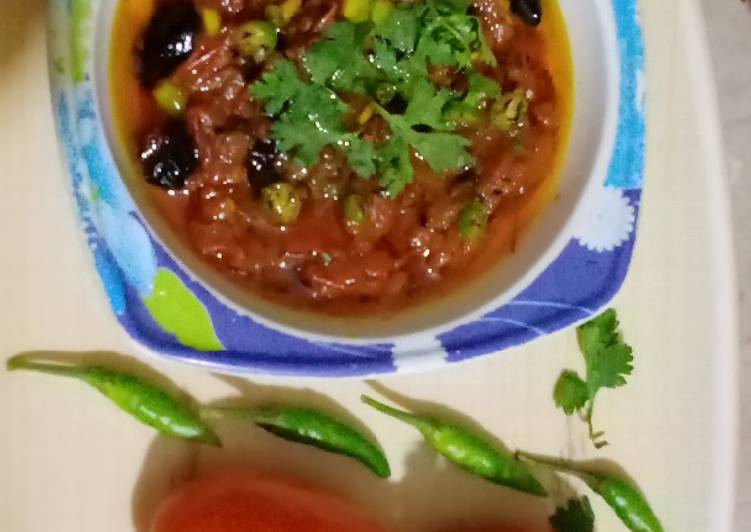 Steps to Make Any-night-of-the-week Timatar ki chutney