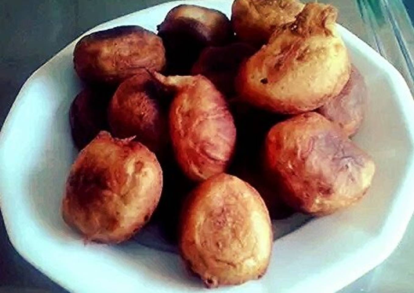 Buñuelos (savory fritters)