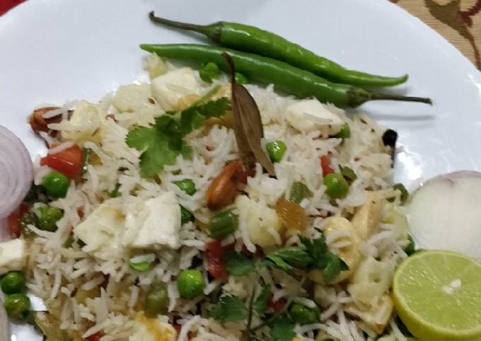 Navratan Pulao