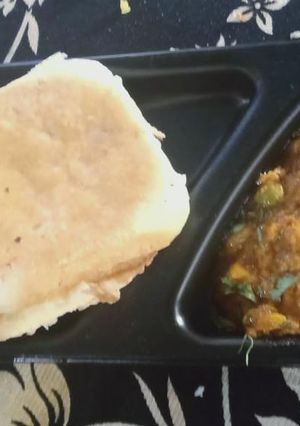 A picture of Pav bhajii.