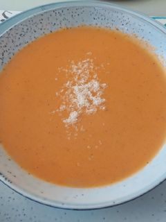 Una foto de Crema o Sopa de Tomates