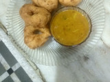મેંદુ વડા (Medu Vada Recipe In Gujarati)