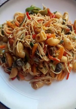 A picture of Spag and Macaroni special.