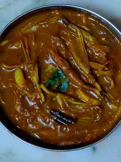 சைவ அயிரை மீன் குழம்பு (வாழைப்பூ) (Saiva ayirai meen kulambu recipe in tamil) செய்முறை முக்கிய புகைப்படம்