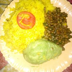 A picture of Tumeric rice with Dengu.