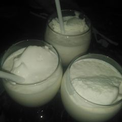 A picture of Vanilla shake.