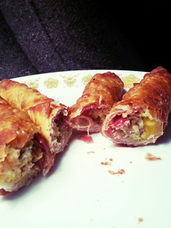 A picture of breakfast egg rolls.