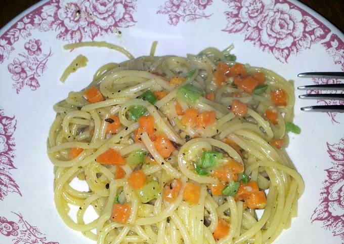 Quick and easy veggie pasta Recipe by ferial90 - Cookpad