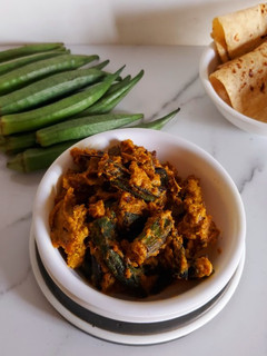 મસાલા ભીંડી (masala bhindi recipe in Gujarati) રેસીપી મુખ્ય ફોટો